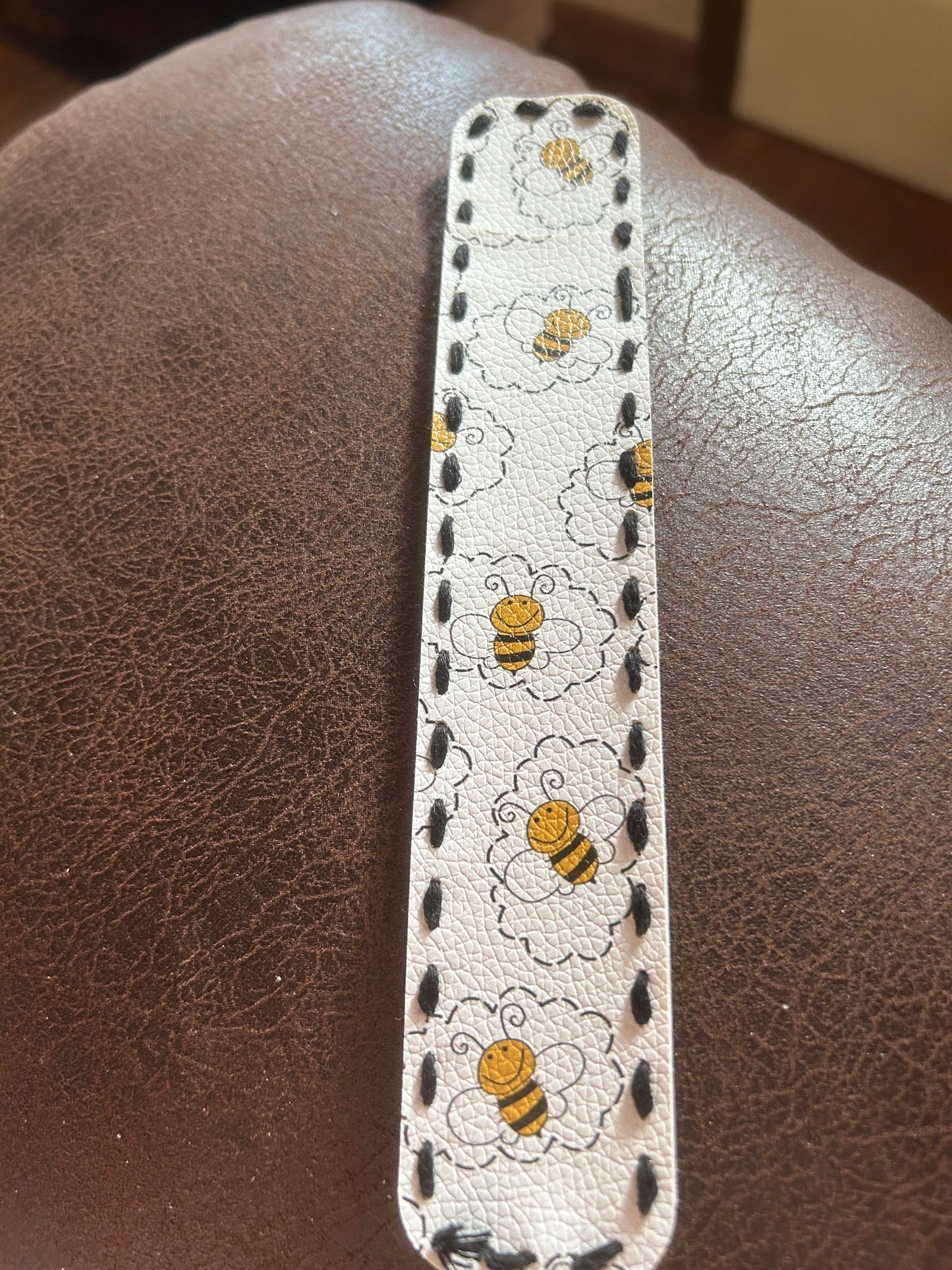 Bee Print Nail File Holders