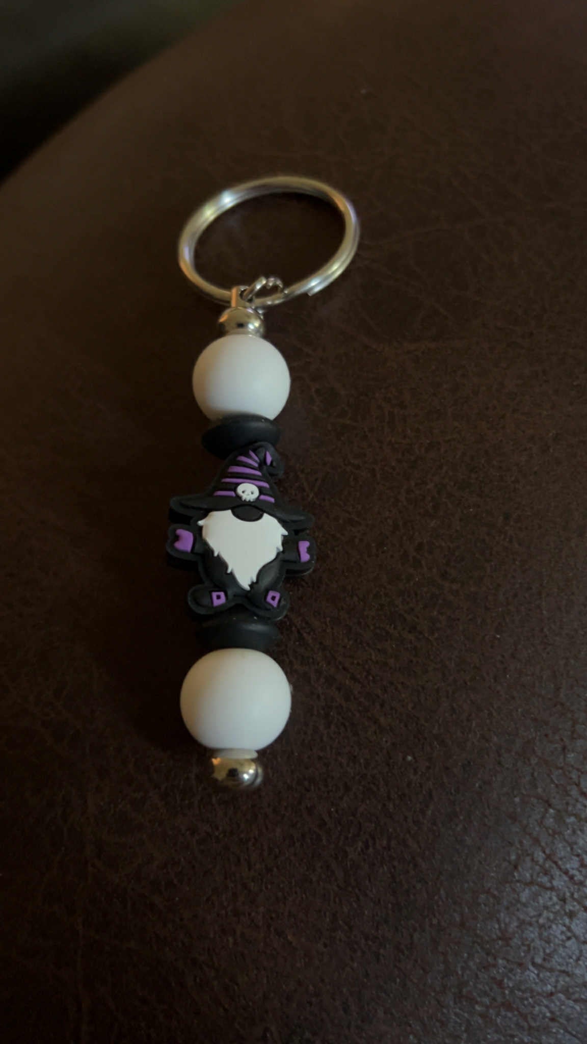 Witchy gnome keychain bar